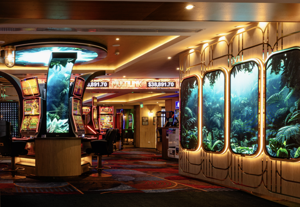 Simtech LED display installation at Ballina RSL club, Australia